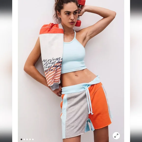 Free people Piece of me Pullover and matching shorts - Picture 5 of 6